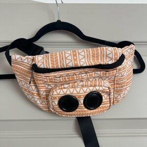 Geometric Patterned Waist Bag Fanny Pack with speaker pocket